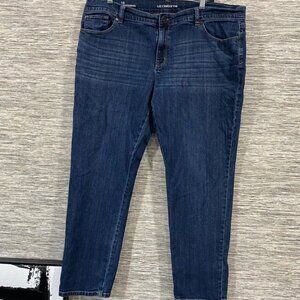 Liz Claiborne Womens Plus Size Everiend Jeans Size 18 Straight Leg Dark Wash
